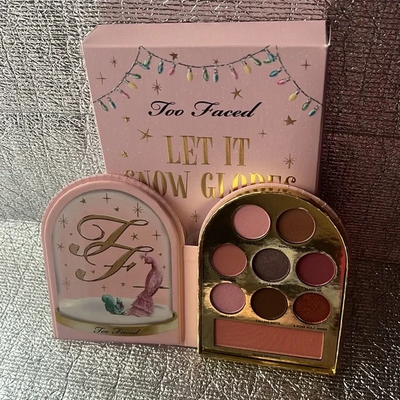 Too Faced Let it Snow Globes Set
